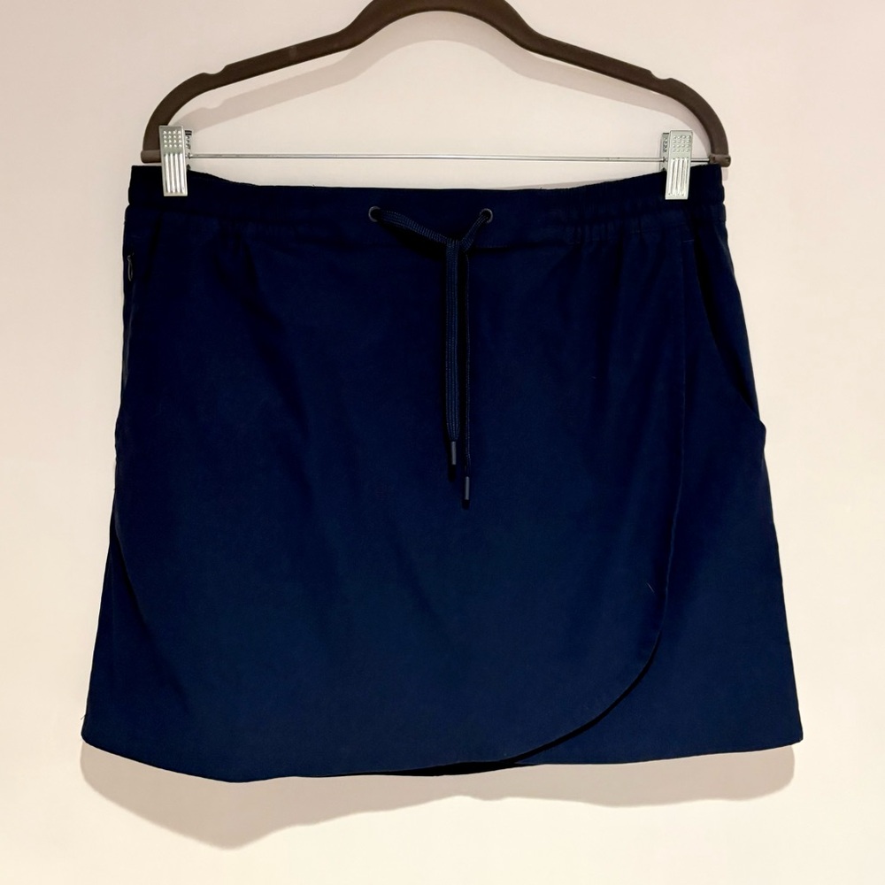 Eddie Bauer Navy Blue Skirt